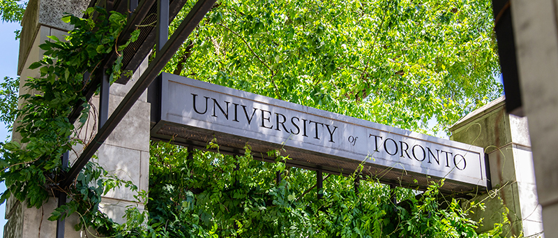 U of T sign at St. George campus